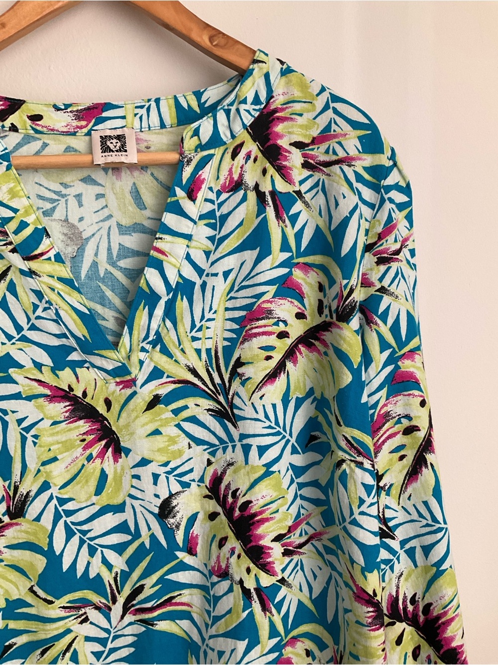 Anne Klein XL teal blue and white tropical patterned blouse Linen Blend - Picture 3 of 10